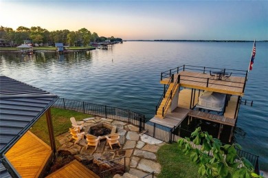 Cedar Creek Lake Home For Sale in Tool Texas