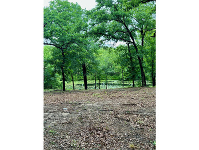 MOTIVATED SELLERS! Discover your own piece of paradise with this - photo 12