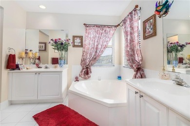 BEAUTIFUL 2 STORY SINGLE FAMILY HOME WITH 4 BEDROOMS, 3 FULL - photo 16