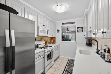 UPDATED (move right in and unpack!) 2 bedroom, 2 full bath condo