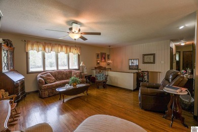 Spacious 4 bedroom, 2 bathroom brick home offering just under 2 - photo 19