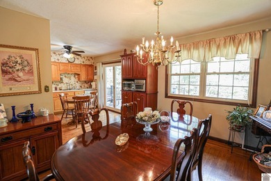Spacious 4 bedroom, 2 bathroom brick home offering just under 2 - photo 21