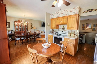 Spacious 4 bedroom, 2 bathroom brick home offering just under 2 - photo 24
