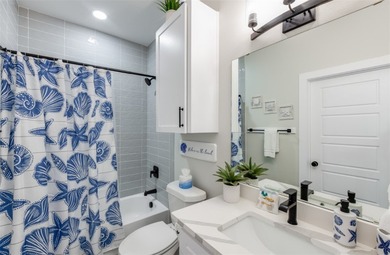 LOCATION,LOCATION,LOCATION.....Welcome to this ideally located