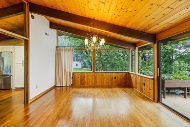 Nestled at the end of a private drive, this lakeside sanctuary - photo 32