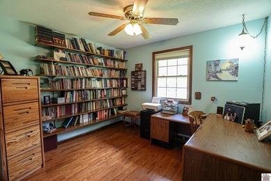 Spacious 4 bedroom, 2 bathroom brick home offering just under 2 - photo 32