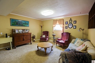 Spacious 4 bedroom, 2 bathroom brick home offering just under 2 - photo 36