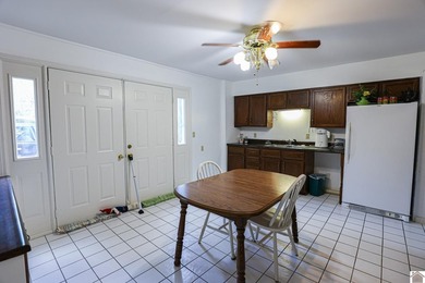 Spacious 4 bedroom, 2 bathroom brick home offering just under 2 - photo 45