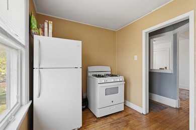 Amazing opportunity to own a cash-flowing duplex with future - photo 7