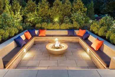 Welcome to 19 Cavendish Way, where exceptional architecture and - photo 5
