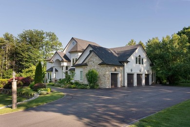 Welcome to 19 Cavendish Way, where exceptional architecture and - photo 9