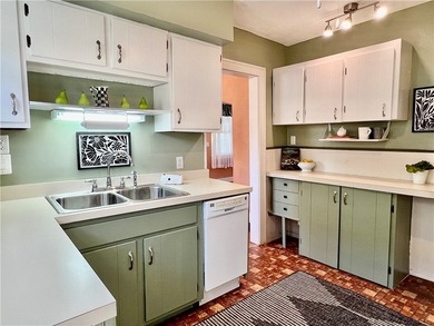Welcome home to this charming 4-bedroom property offering the - photo 13
