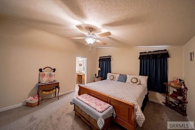 *$5,000 towards lot rent* Welcome to this impeccable 3-Bedroom - photo 24