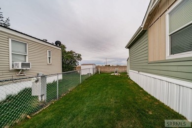 *$5,000 towards lot rent* Welcome to this impeccable 3-Bedroom - photo 45