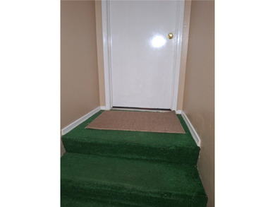 Perfect 2 bed 2 1/2 bath 2 car garage located in the Calallen - photo 2