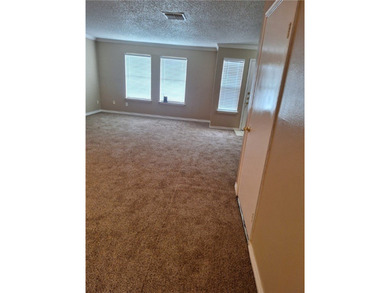Perfect 2 bed 2 1/2 bath 2 car garage located in the Calallen - photo 8