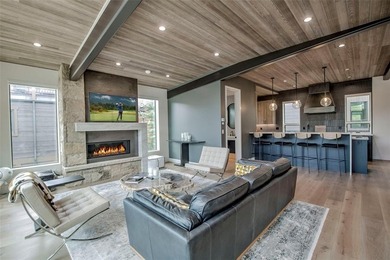 Experience elevated mountain living in this like-new luxury - photo 5
