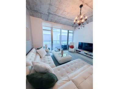 Stunning 1 bed, 1.5 bath condo in the heart of Midtown Miami