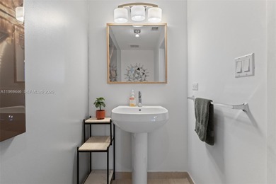 Stunning 1 bed, 1.5 bath condo in the heart of Midtown Miami