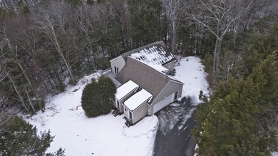 Welcome home to this peaceful & serene 3 bed, 2.5 bath - photo 4