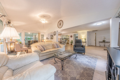 2 Docks, Great View, Big sunroom with a garage! - photo 44
