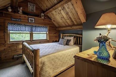 This magnificent year-round log home on First Lake offers 200 - photo 25