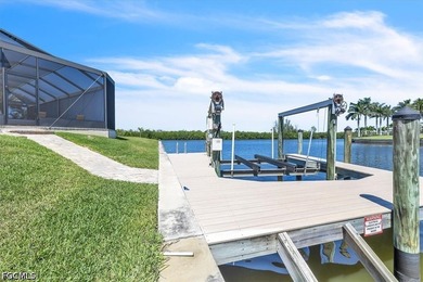 Rare direct Gulf access custom pool home on an oversized lot - photo 36