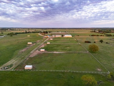 Centrally located between Collinsville, Oologah, and Talala - photo 5