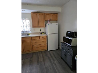 Live on the water ! Lovely screened in porch all year views of - photo 6