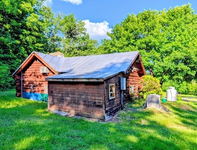 Welcome to this unique four-season cabin, rich in history - photo 7