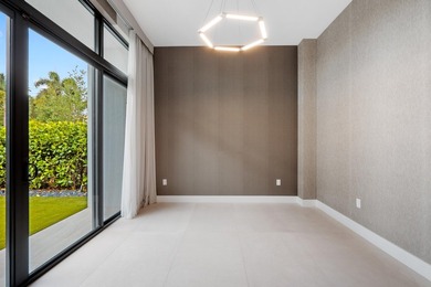 Hardly ever lived in with over $300K in premium upgrades already - photo 11