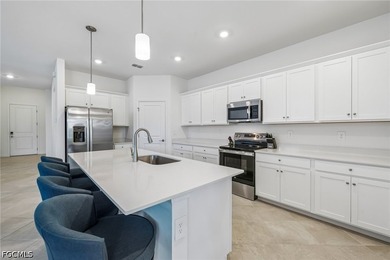 Welcome to your piece of paradise in the highly sought-after - photo 12