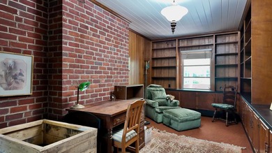 Welcome to this spacious 4,048-square-foot home at 192 Sunset - photo 22