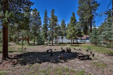 Very cute and updated 3 bedroom/2 bathroom Grand Lake home! It's - photo 24