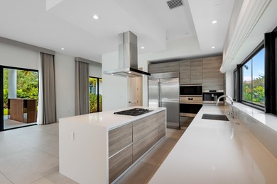 Hardly ever lived in with over $300K in premium upgrades already - photo 24