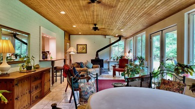 Welcome to this spacious 4,048-square-foot home at 192 Sunset - photo 34