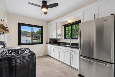 Additional listing photo 4