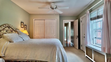 Welcome to this spacious 4,048-square-foot home at 192 Sunset - photo 41