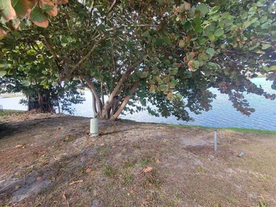 First month's lot rent is free. Welcome to this adorable - photo 3