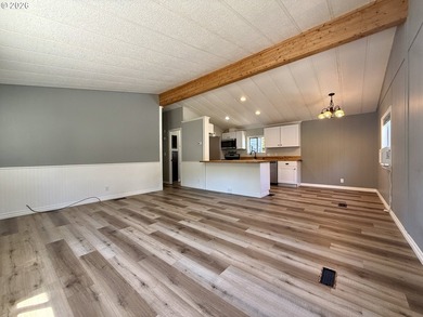 Additional listing photo 2