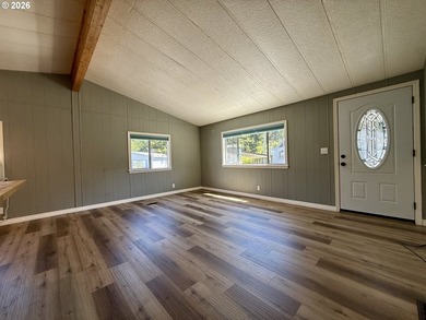 Additional listing photo 4