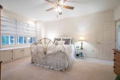 Serene, tranquil, waterfront home on 39 acres! Tree lined - photo 12