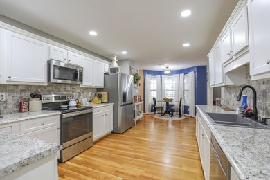 Beautifully upgraded 4-bedroom, 3-bath home offering the perfect - photo 14