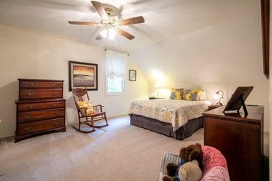 Serene, tranquil, waterfront home on 39 acres! Tree lined - photo 17