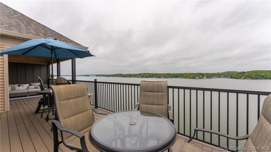 This top-floor 2BR/2BA unit offers privacy, thoughtful upgrades - photo 19