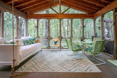 Serene, tranquil, waterfront home on 39 acres! Tree lined - photo 20
