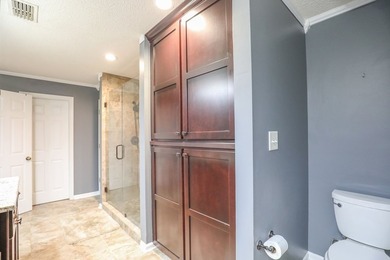 Beautifully upgraded 4-bedroom, 3-bath home offering the perfect - photo 22
