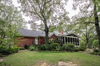 Serene, tranquil, waterfront home on 39 acres! Tree lined - photo 25