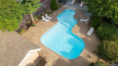 This top-floor 2BR/2BA unit offers privacy, thoughtful upgrades - photo 26