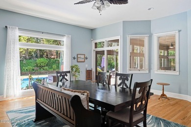 Welcome Home! This beautiful solid brick custom home in - photo 10